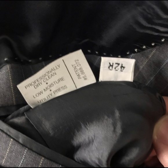 Hart Shaffner Marx Men’s 42R Grey Suit - Picture 4 of 5